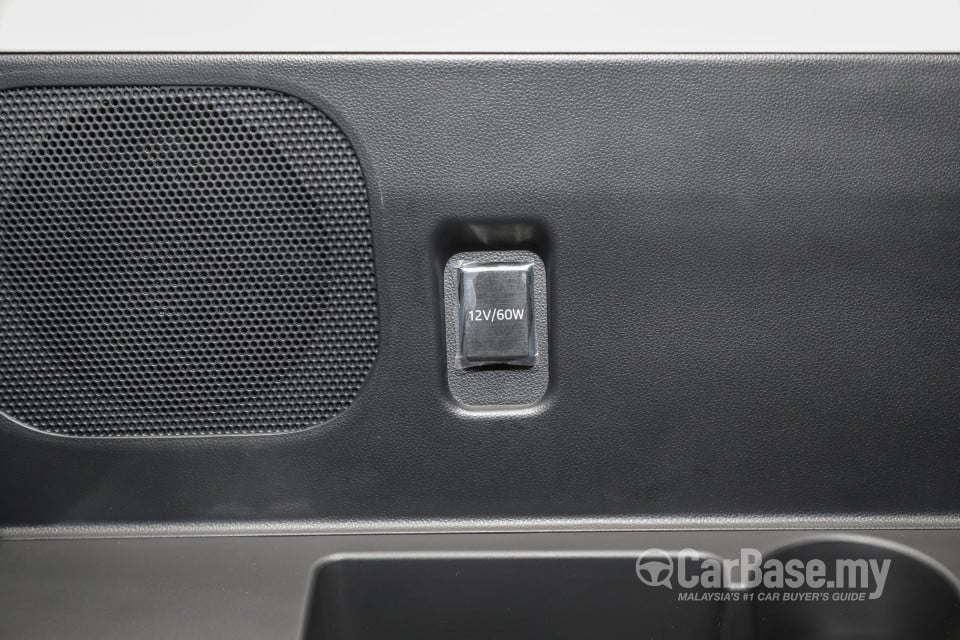 Perodua Aruz D38L (2019) Interior