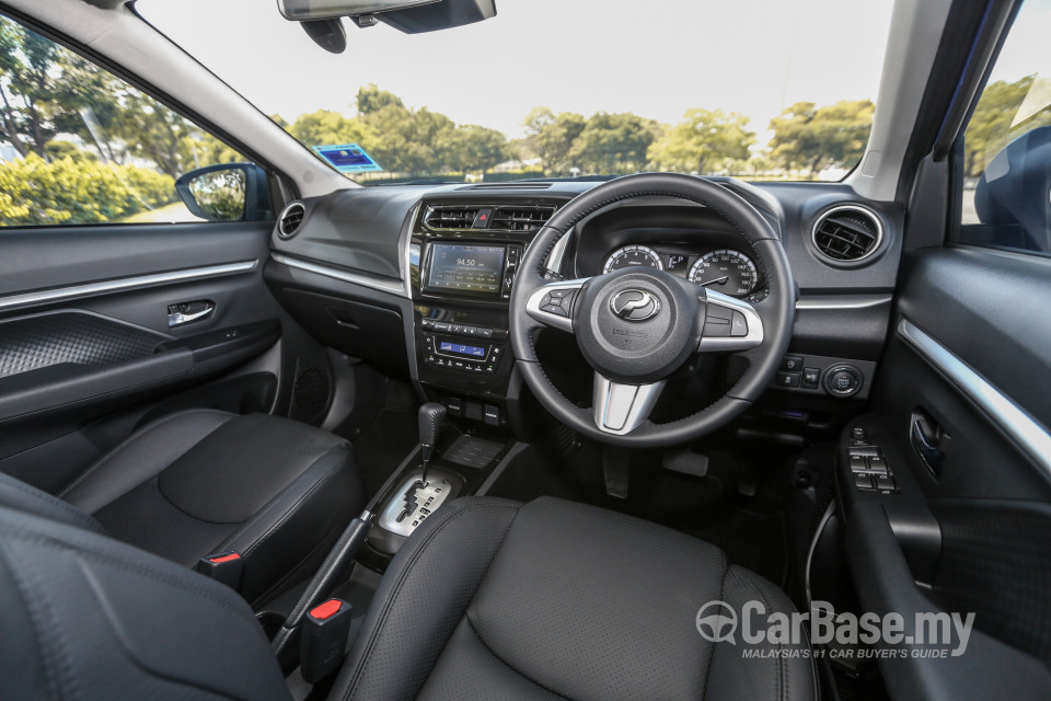 Perodua Aruz D38L (2019) Interior