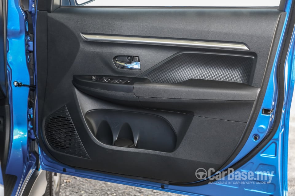 Perodua Aruz D38L (2019) Interior