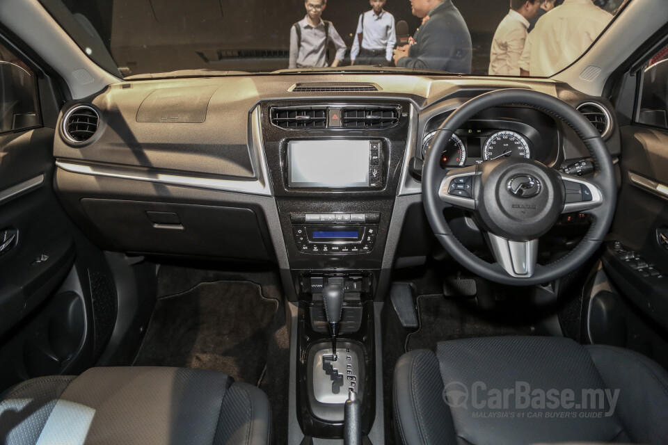 Perodua Aruz D38L (2019) Interior