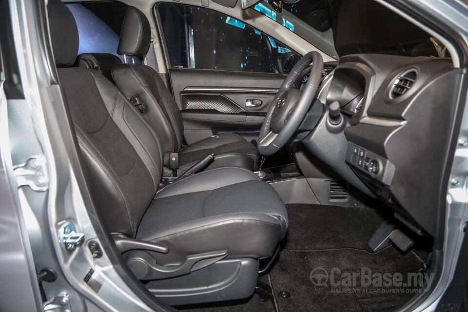 Perodua Aruz D38L (2019) Interior