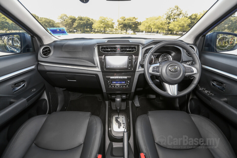 Perodua Aruz D38L (2019) Interior