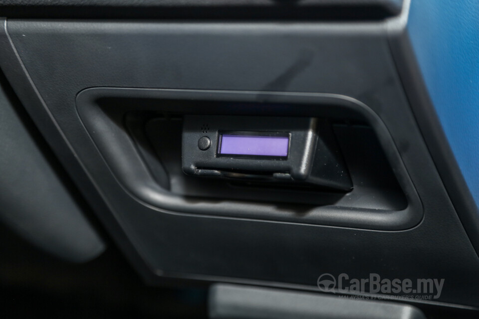 Perodua Aruz D38L (2019) Interior