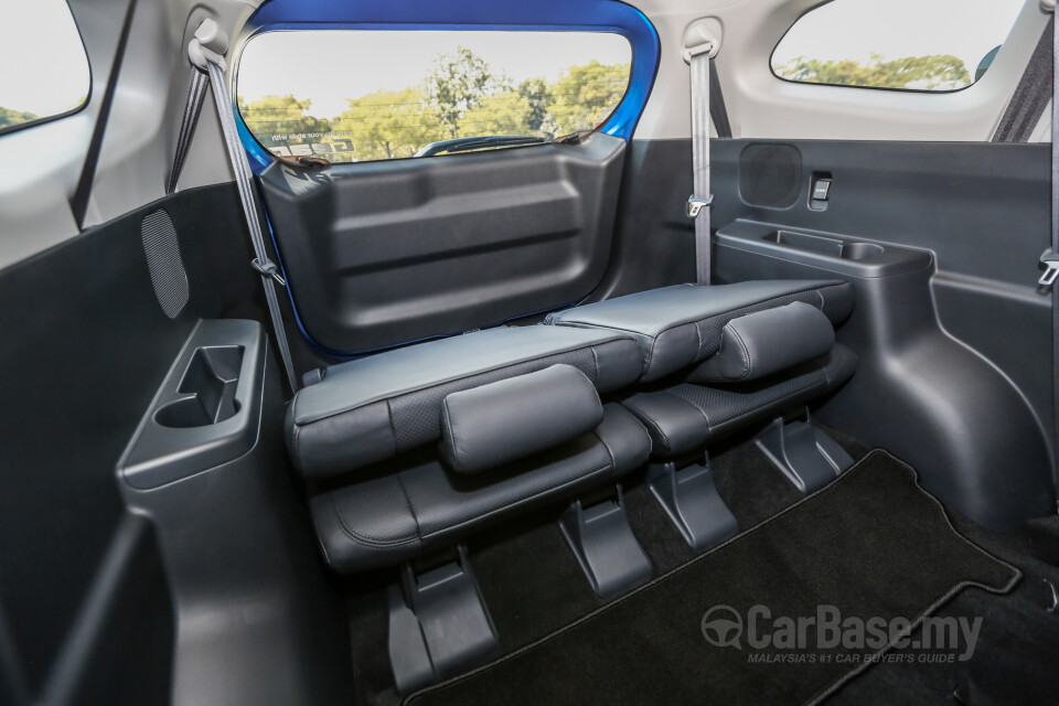 Perodua Aruz D38L (2019) Interior