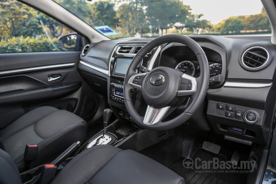 Perodua Aruz D38L (2019) Interior