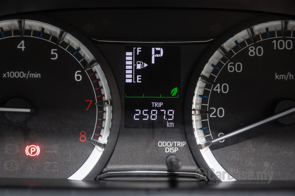 Perodua Aruz D38L (2019) Interior