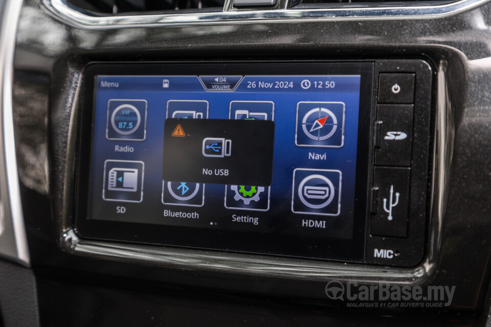 Perodua Aruz D38L (2019) Interior