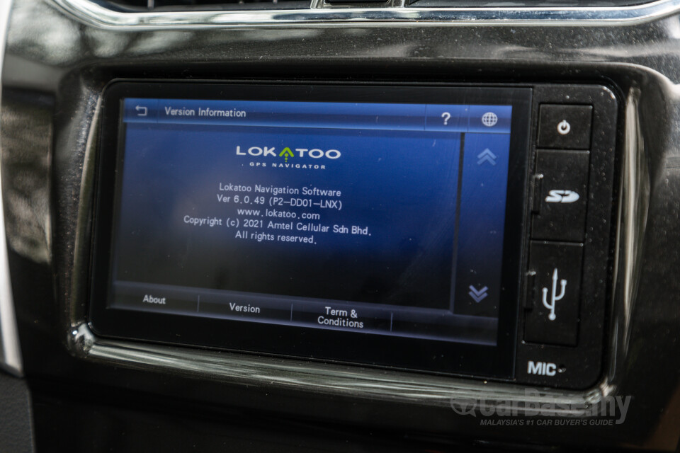 Perodua Aruz D38L (2019) Interior