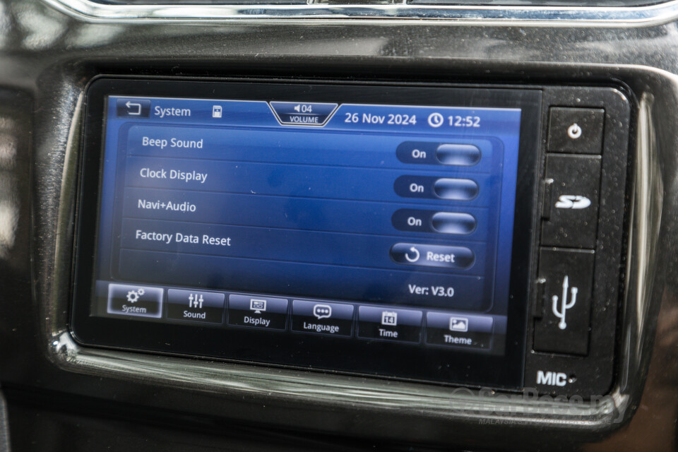 Perodua Aruz D38L (2019) Interior