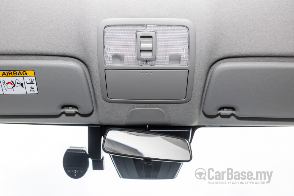 Perodua Aruz D38L (2019) Interior