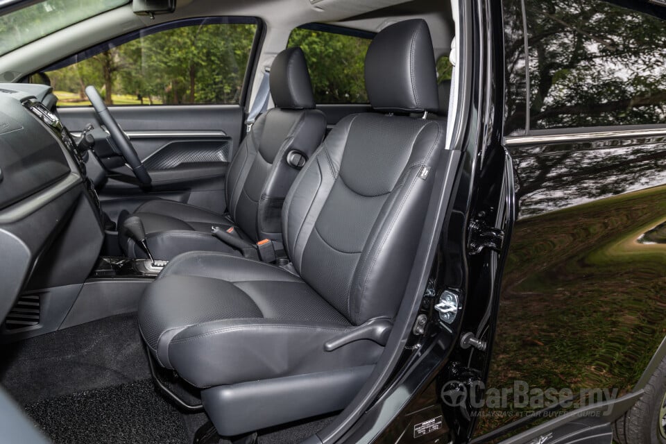 Perodua Aruz D38L (2019) Interior