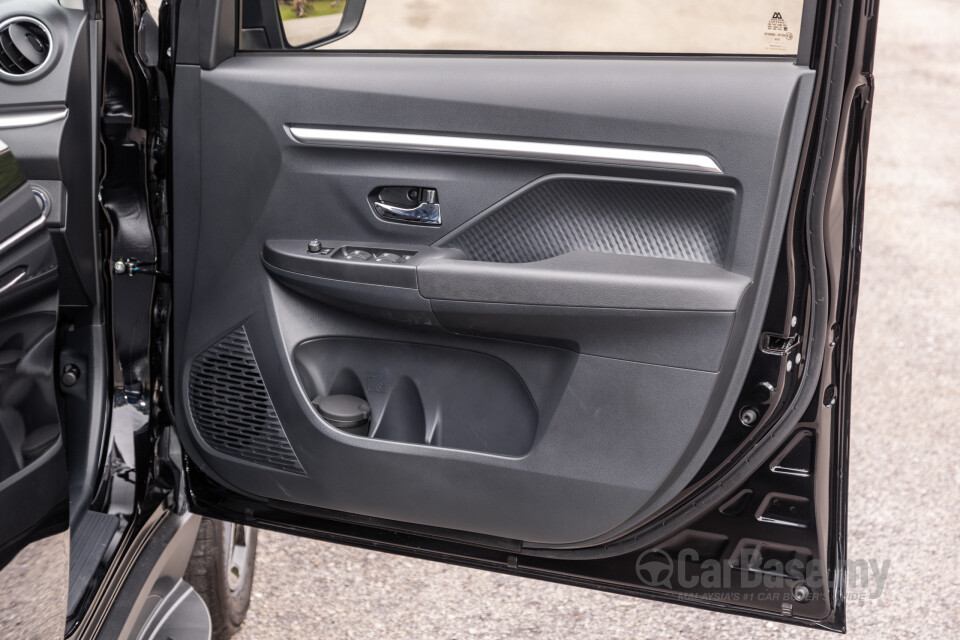 Perodua Aruz D38L (2019) Interior