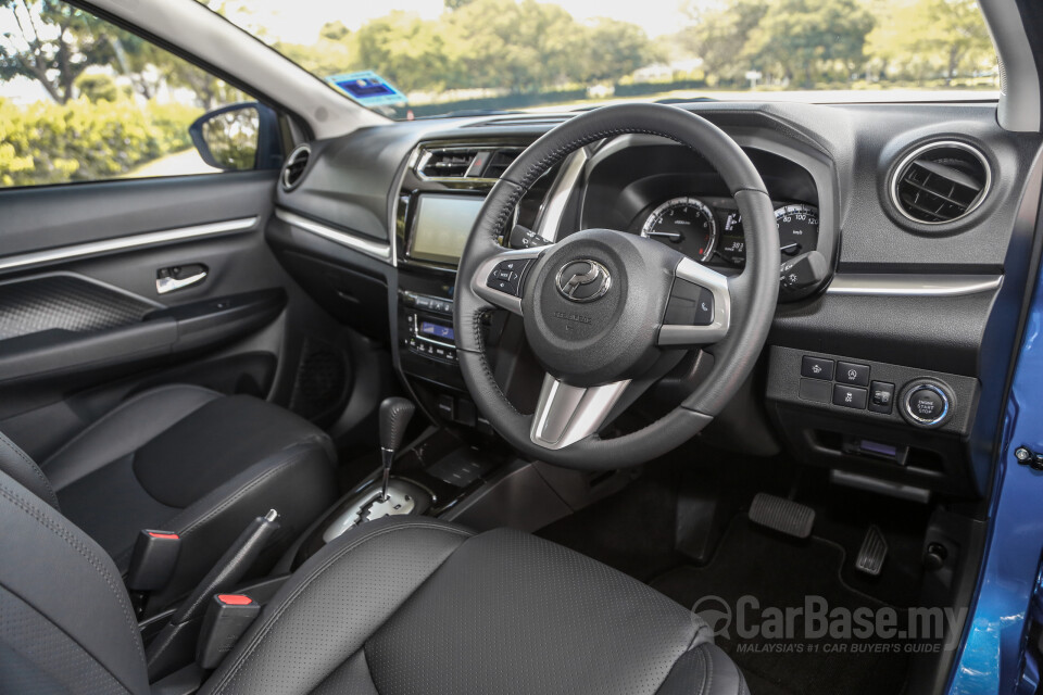 Perodua Aruz D38L (2019) Interior