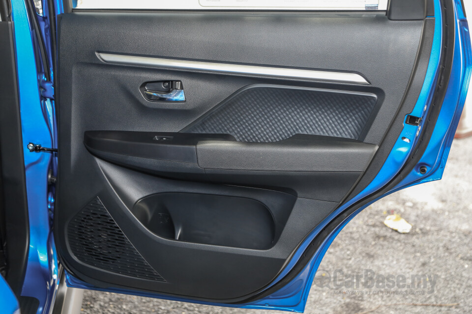 Perodua Aruz D38L (2019) Interior