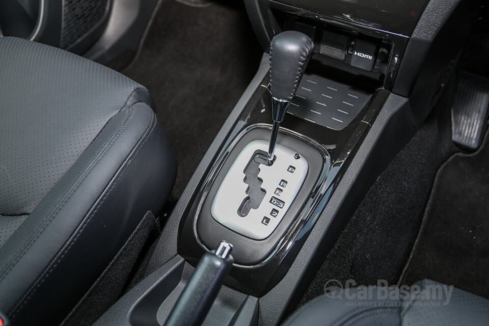 Perodua Aruz D38L (2019) Interior