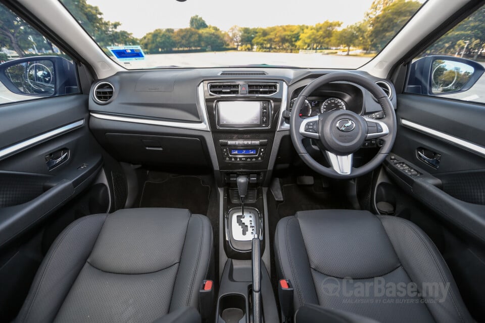 Perodua Aruz D38L (2019) Interior