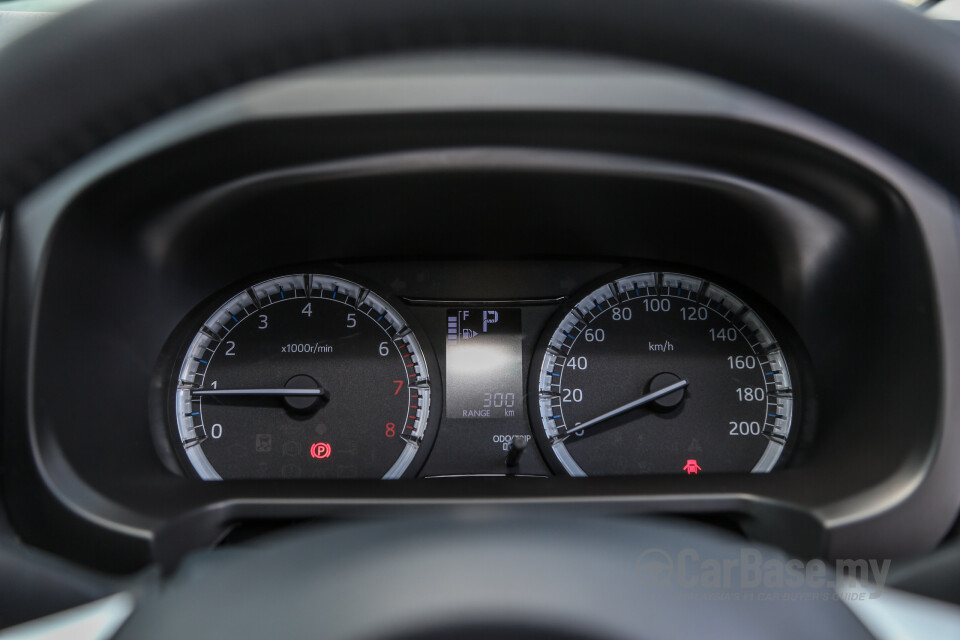 Perodua Aruz D38L (2019) Interior
