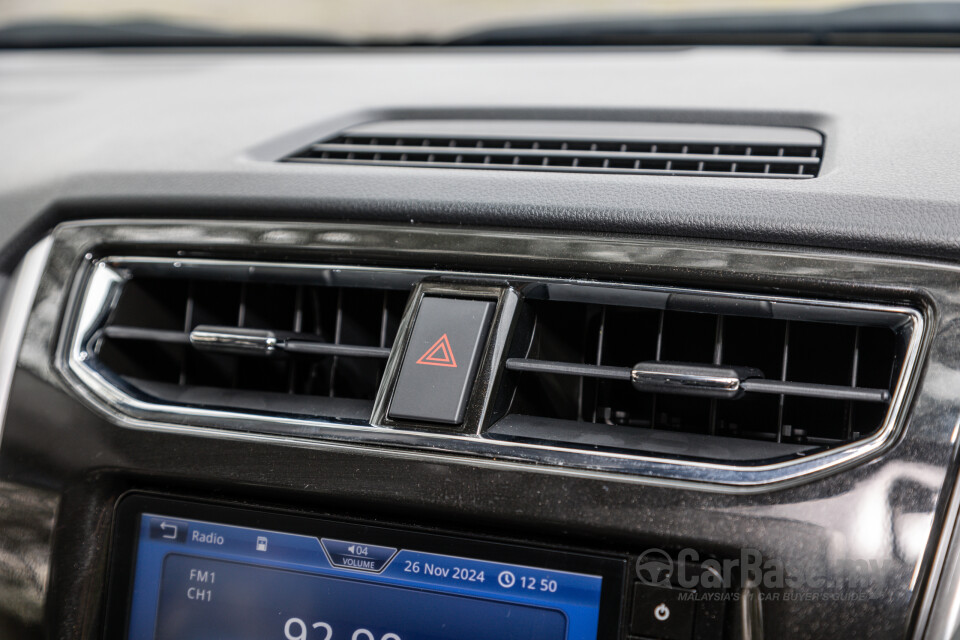 Perodua Aruz D38L (2019) Interior
