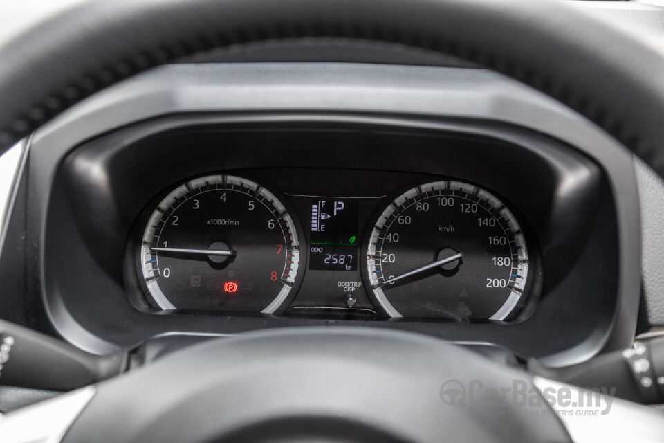 Perodua Aruz D38L (2019) Interior