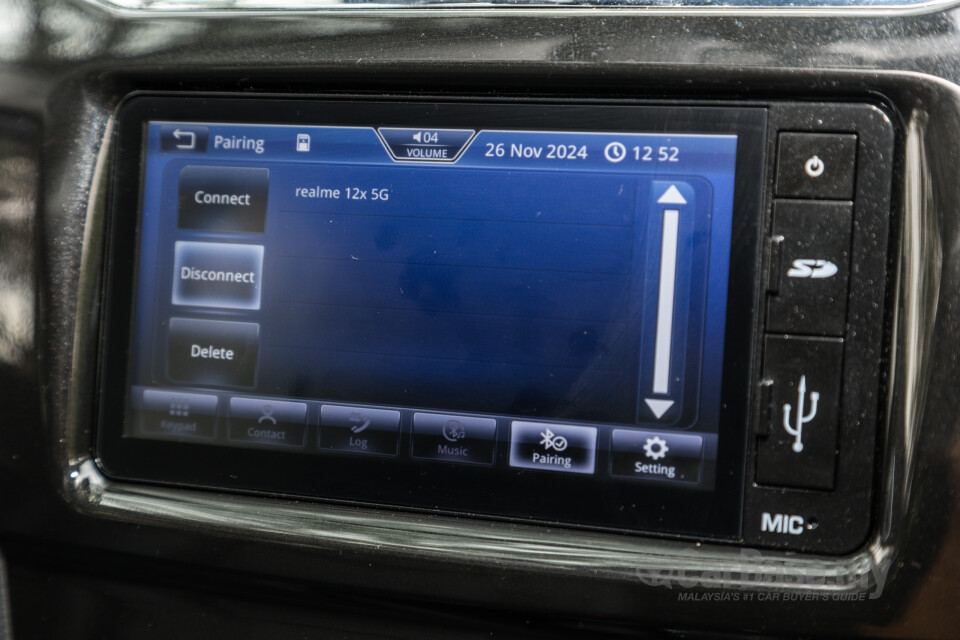 Perodua Aruz D38L (2019) Interior