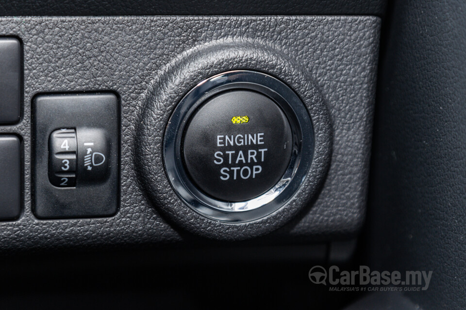 Perodua Aruz D38L (2019) Interior