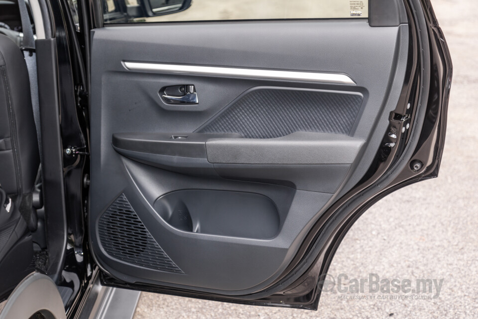 Perodua Aruz D38L (2019) Interior