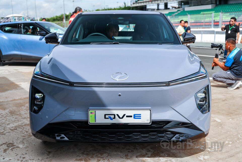 Perodua QV-E P01A (2025) Exterior