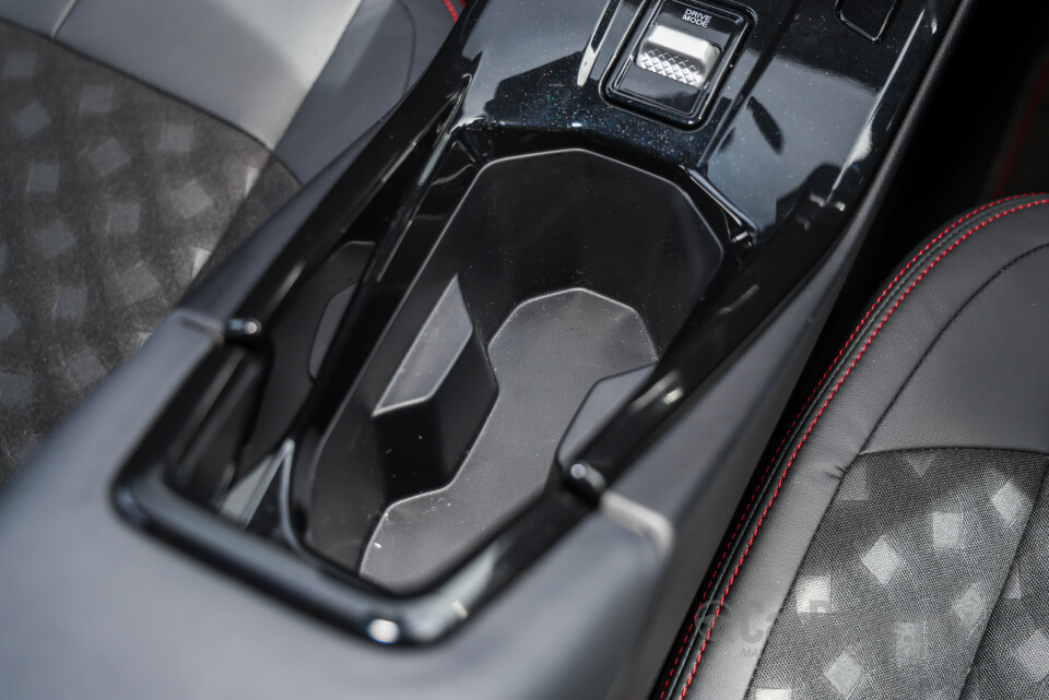 Perodua QV-E P01A (2025) Interior
