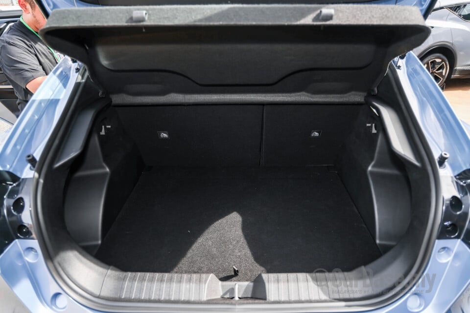 Perodua QV-E P01A (2025) Interior