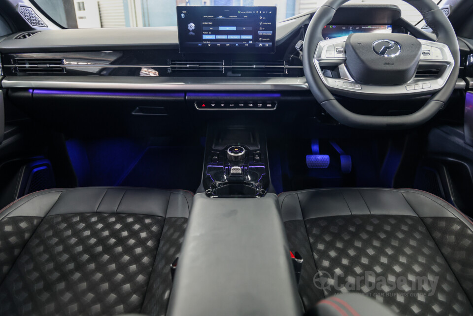 Perodua QV-E P01A (2025) Interior