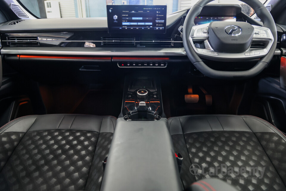 Perodua QV-E P01A (2025) Interior