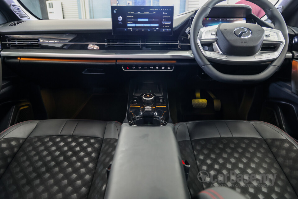 Perodua QV-E P01A (2025) Interior