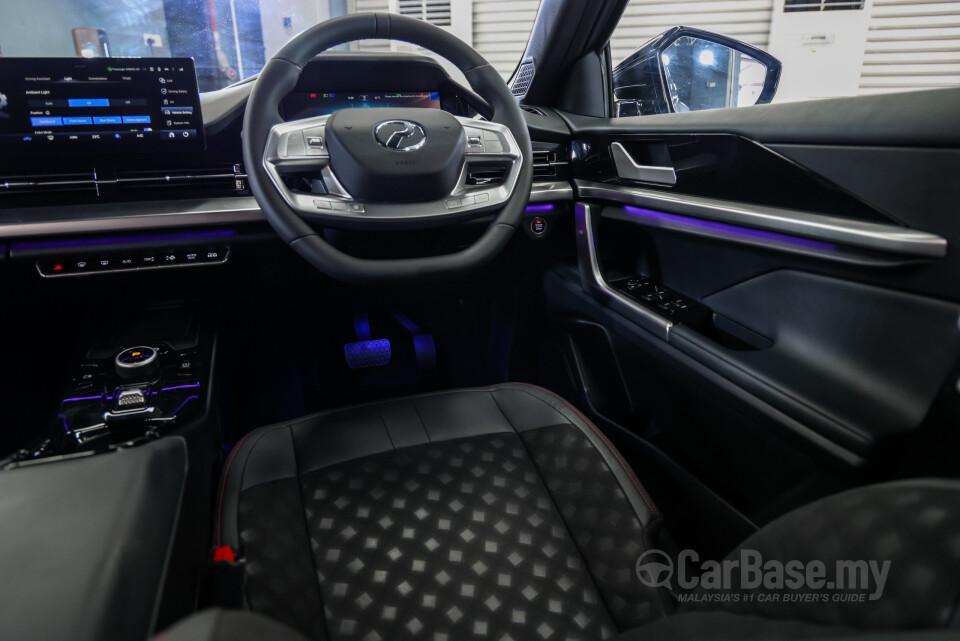 Perodua QV-E P01A (2025) Interior