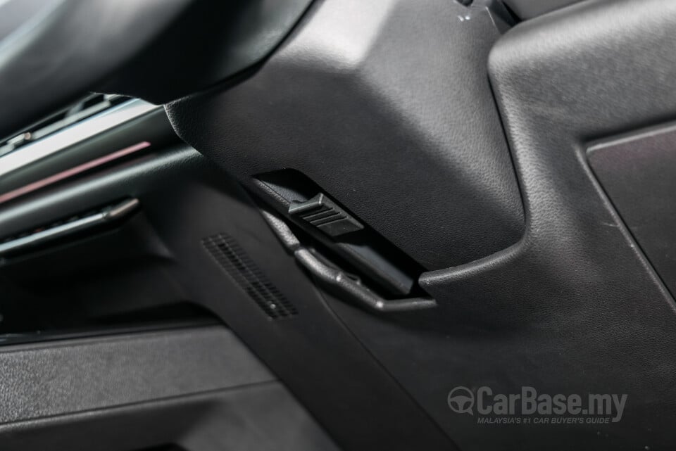 Perodua QV-E P01A (2025) Interior