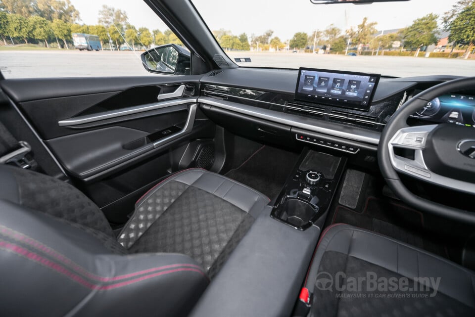 Perodua QV-E P01A (2025) Interior