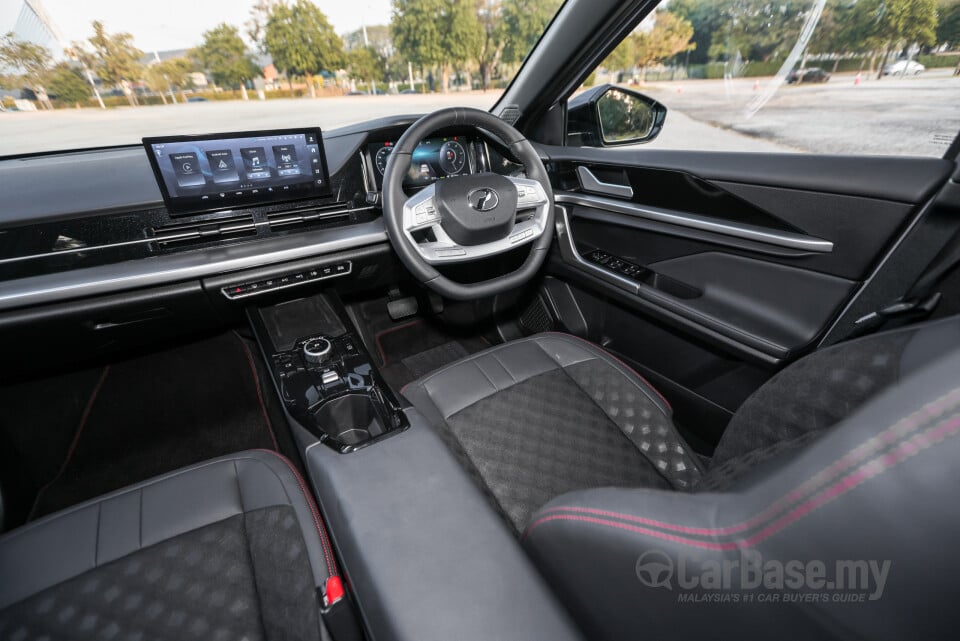 Perodua QV-E P01A (2025) Interior