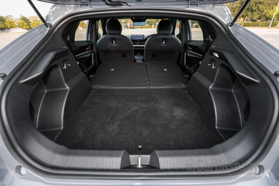 Perodua QV-E P01A (2025) Interior