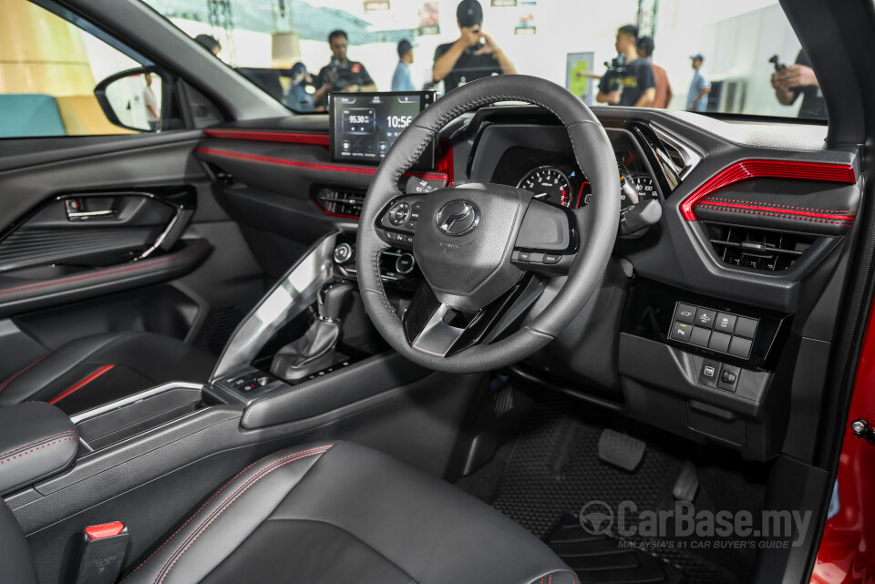 Perodua Traz D66B (2025) Interior