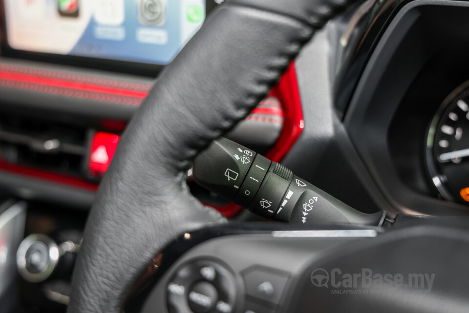 Perodua Traz D66B (2025) Interior