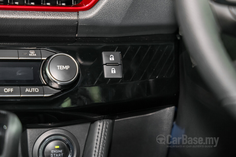 Perodua Traz D66B (2025) Interior