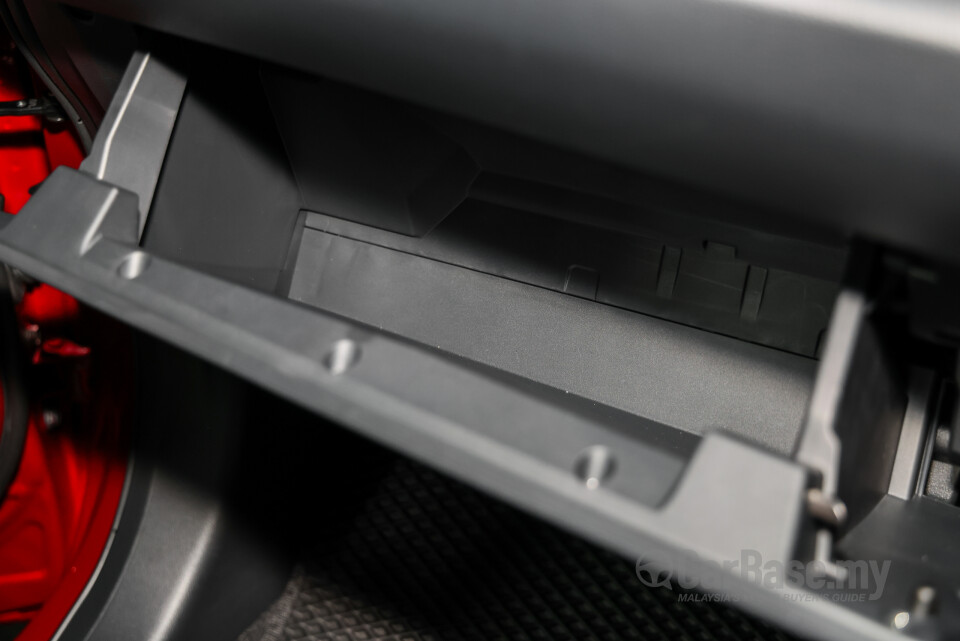 Perodua Traz D66B (2025) Interior