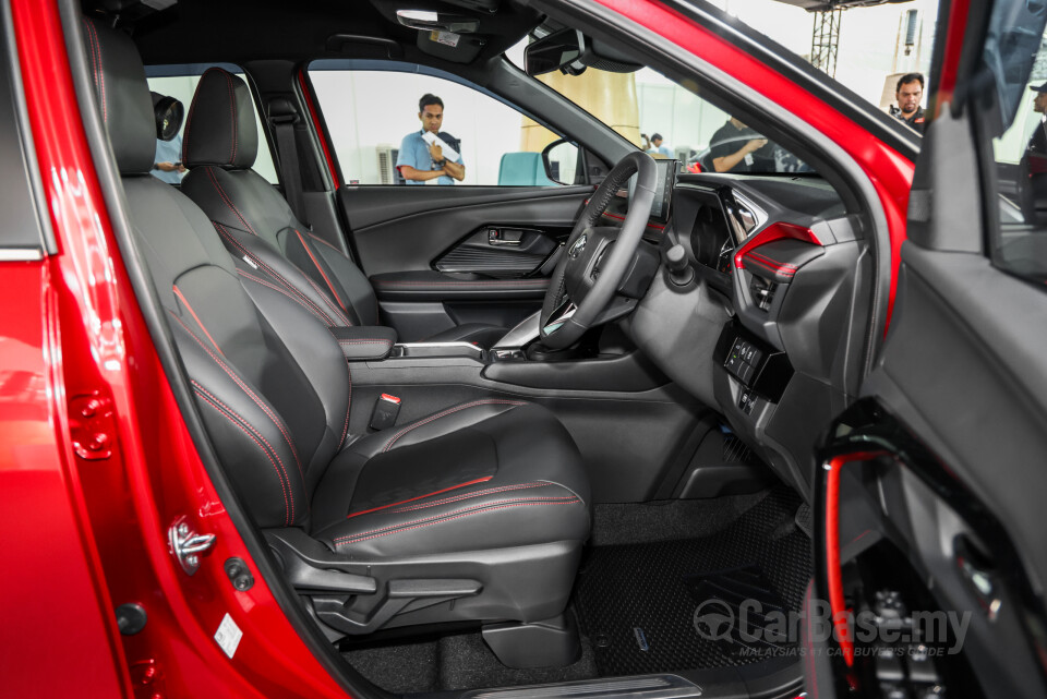 Perodua Traz D66B (2025) Interior