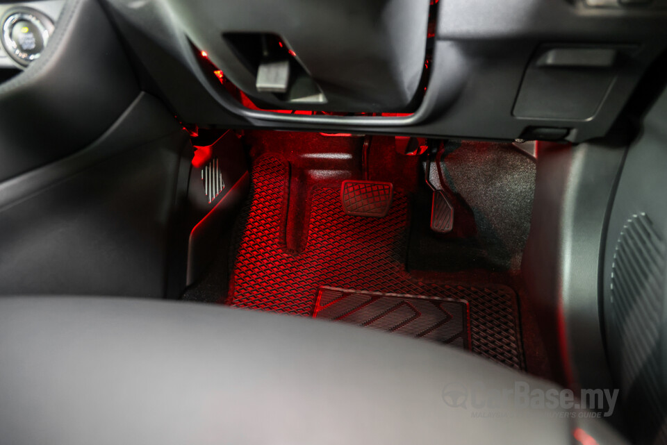 Perodua Traz D66B (2025) Interior