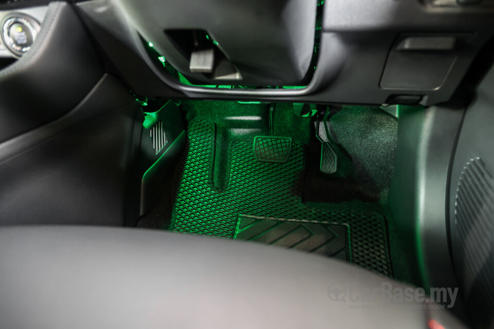 Perodua Traz D66B (2025) Interior
