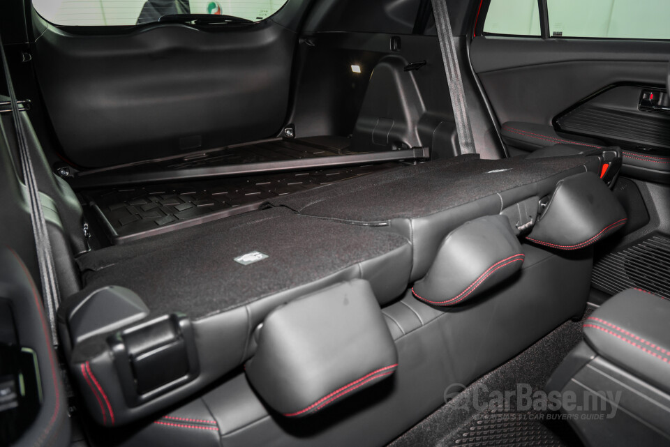 Perodua Traz D66B (2025) Interior