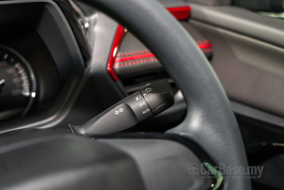 Perodua Traz D66B (2025) Interior
