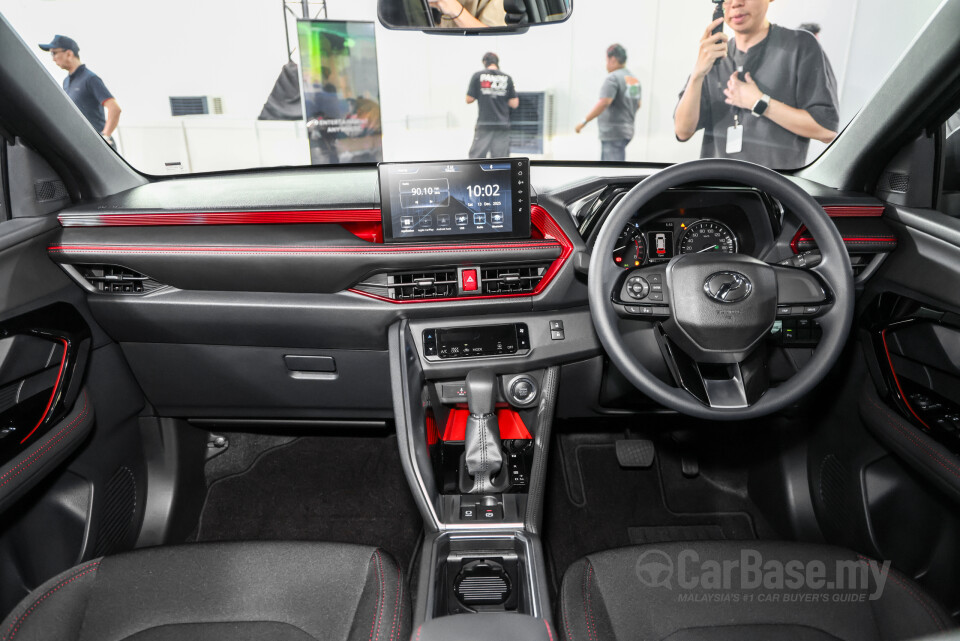Perodua Traz D66B (2025) Interior