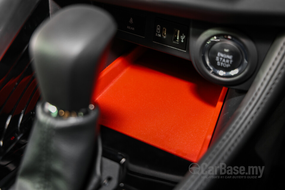Perodua Traz D66B (2025) Interior