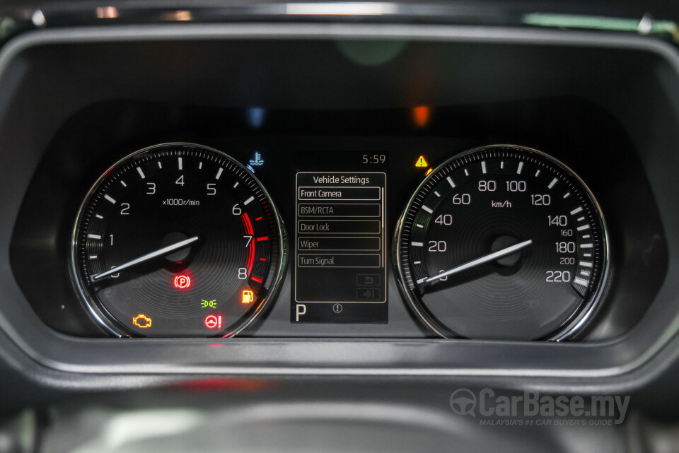 Perodua Traz D66B (2025) Interior