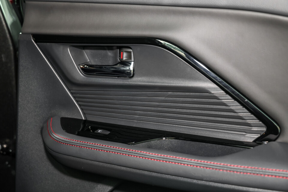 Perodua Traz D66B (2025) Interior